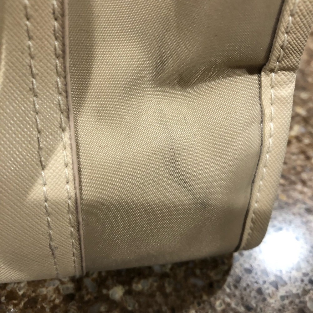 Victoria’s Secret Bag - Picture 4 of 10